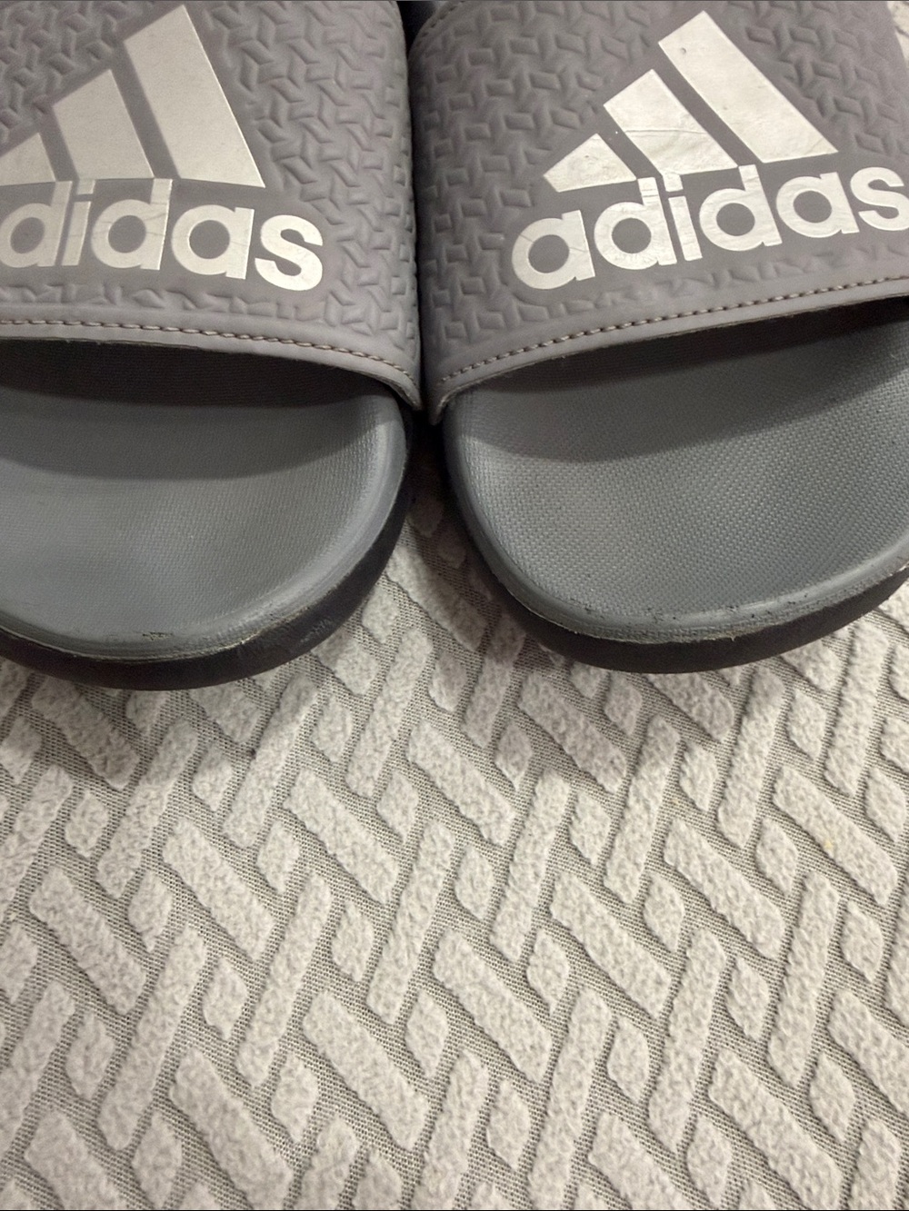 Adidas Grey Sportswear Adilette Aqua Slides Size 1 Kids Comfy Swim Shoes - Picture 6 of 9